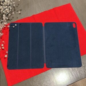 iPad 13” Smart Folio Case Cover